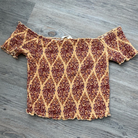 2-Piece - Picture 3 of 4